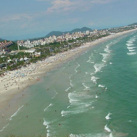 Апартаменты Apartamento Guaruja - Enseada Экстерьер фото